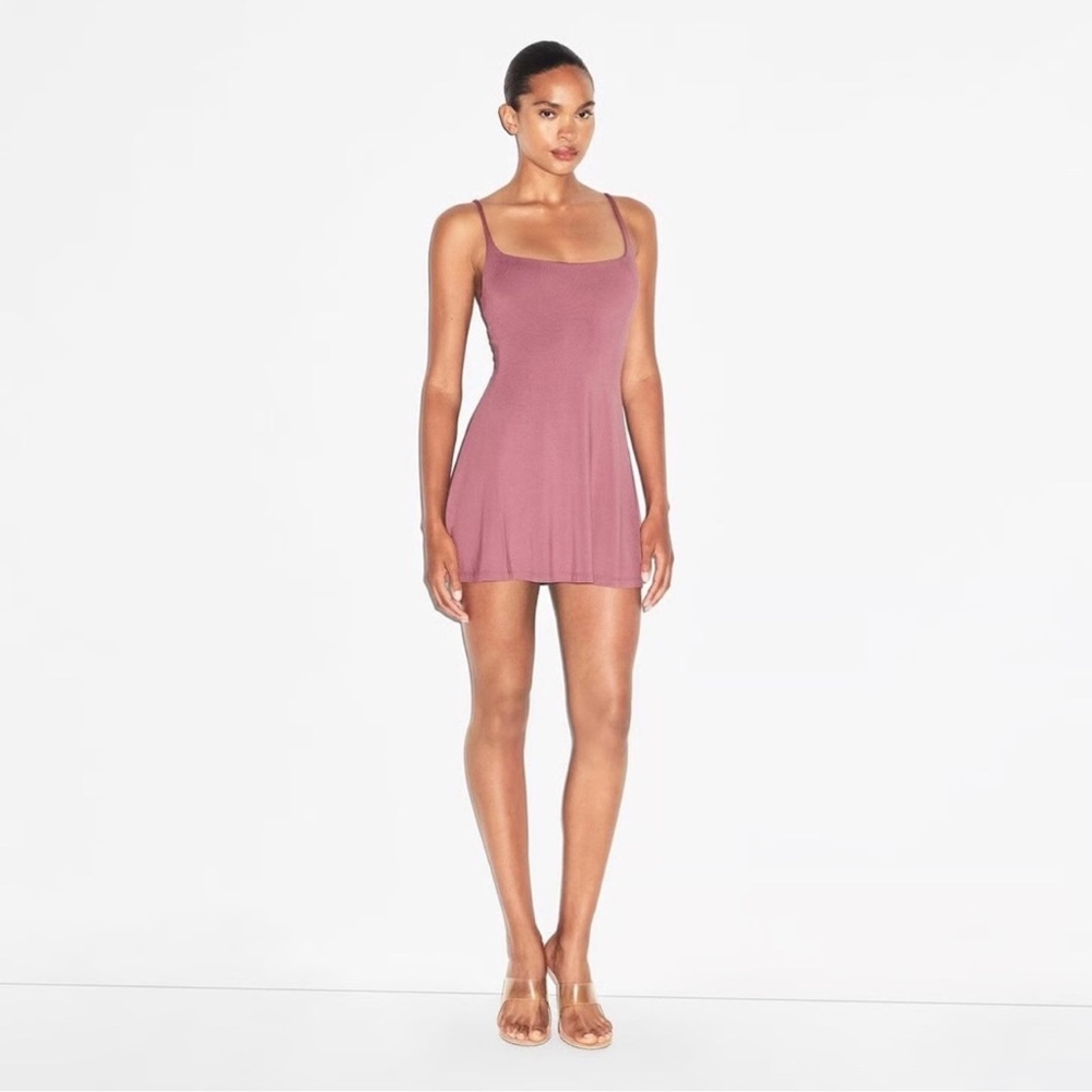SKIMS NWT Smooth Layers Scoop Neck Mini Dress - Redwood